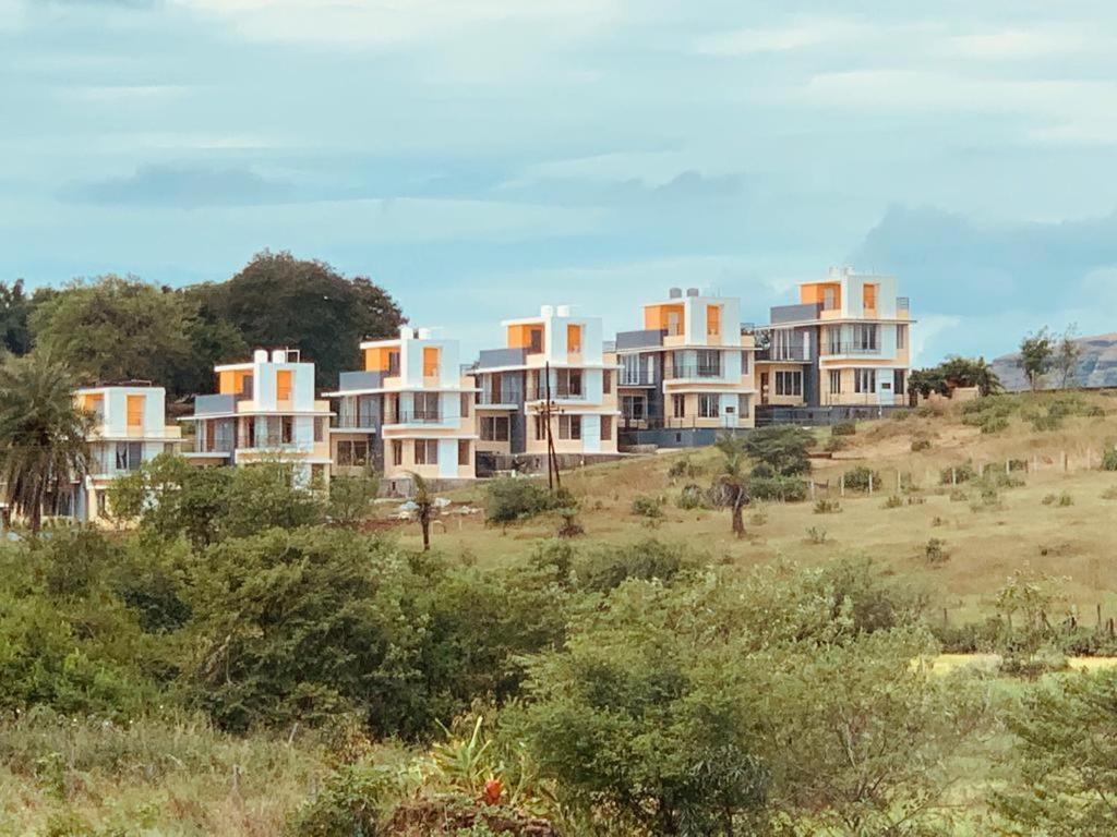 Royal Meadows Igatpuri 2Bhk Poolside Villa Kültér fotó
