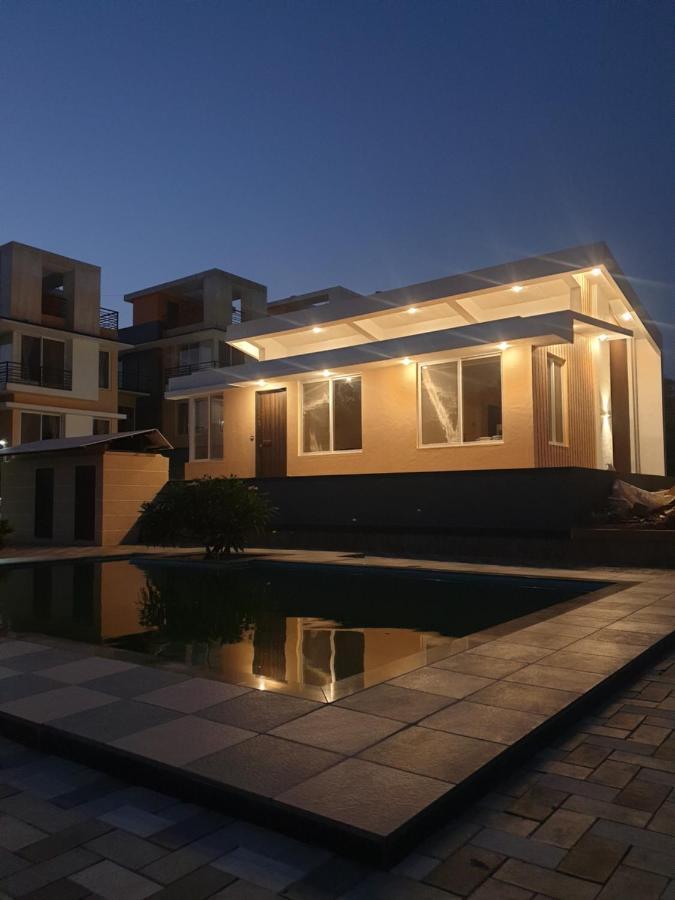 Royal Meadows Igatpuri 2Bhk Poolside Villa Kültér fotó
